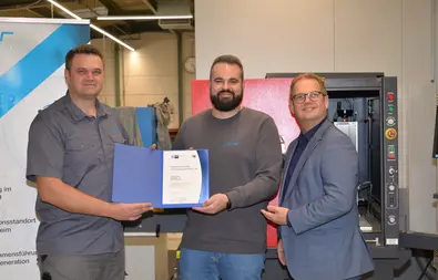 Ehrung der Locher GmbH als